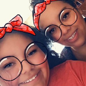 Meet your Posher, Leslie